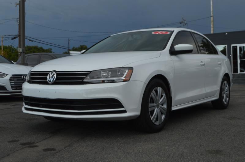 Volkswagen Jetta  2017