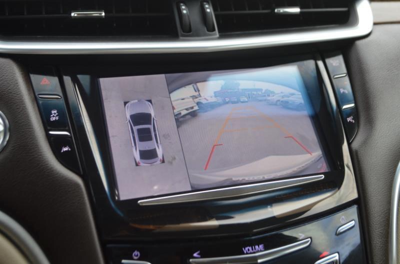 Cadillac XTS  2016
