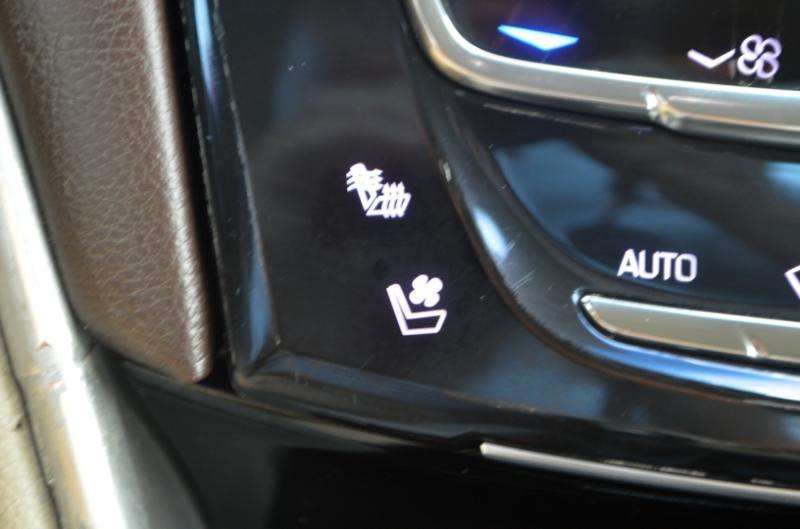 Cadillac XTS  2016