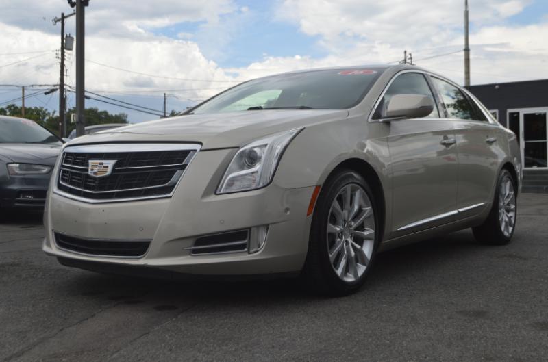 Cadillac XTS  2016