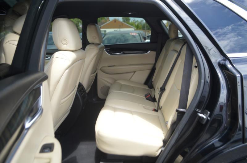 Cadillac XT5 Base 2018