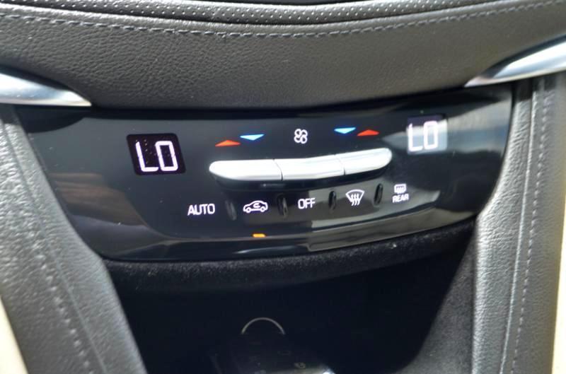 Cadillac XT5 Base 2018