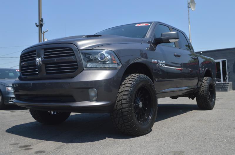 RAM 1500 Sport Crew Cab 4WD 2014