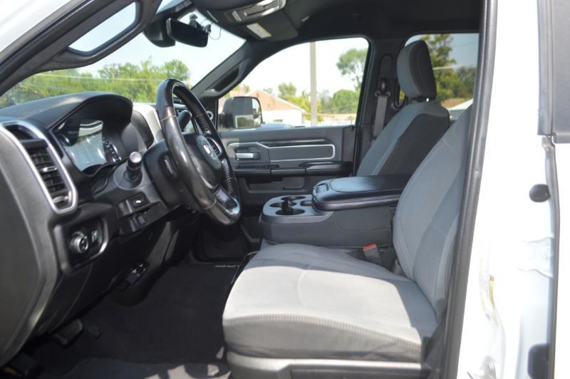 RAM 2500 Big Horn Crew Cab 4WD 2021