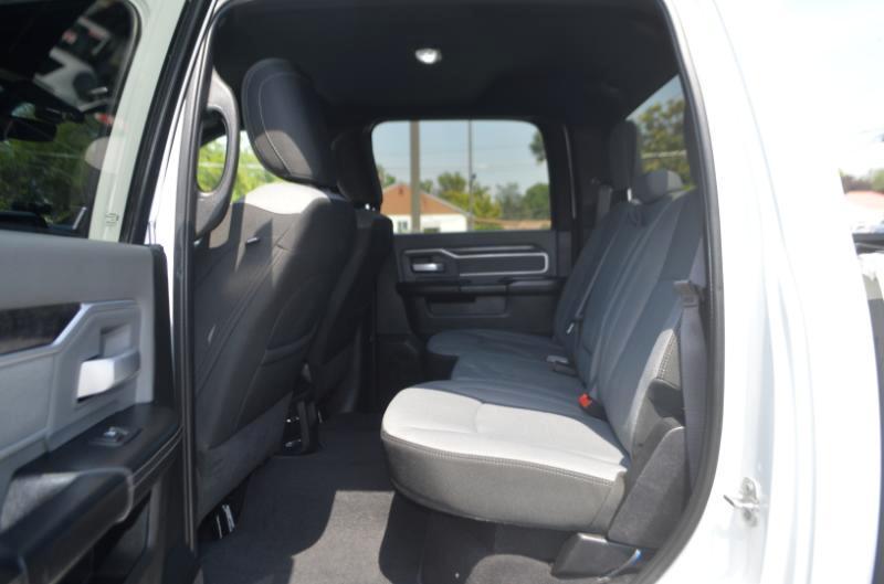 RAM 2500 Big Horn Crew Cab 4WD 2021