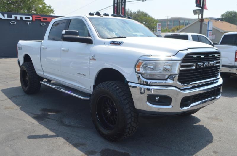 RAM 2500 Big Horn Crew Cab 4WD 2021