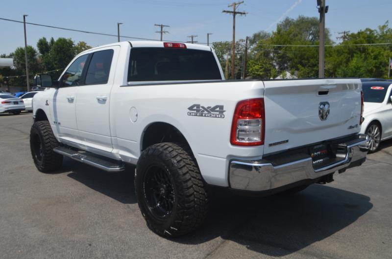 RAM 2500 Big Horn Crew Cab 4WD 2021