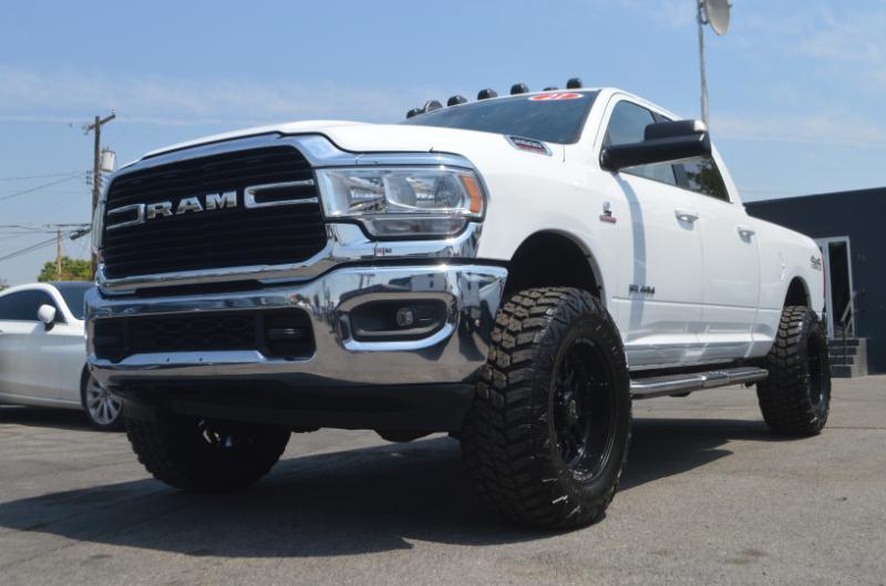 RAM 2500 Big Horn Crew Cab 4WD 2021