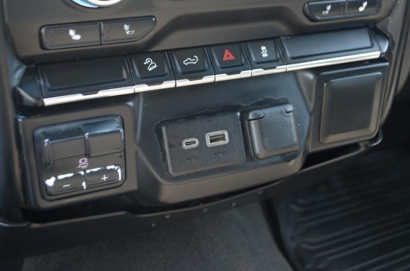 GMC Sierra 2500HD SLE Crew Cab 4WD 2020