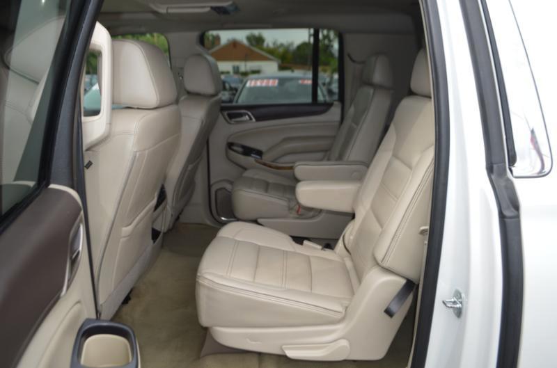 GMC Yukon XL Denali 4WD 2017