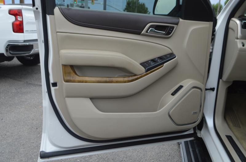 GMC Yukon XL Denali 4WD 2017