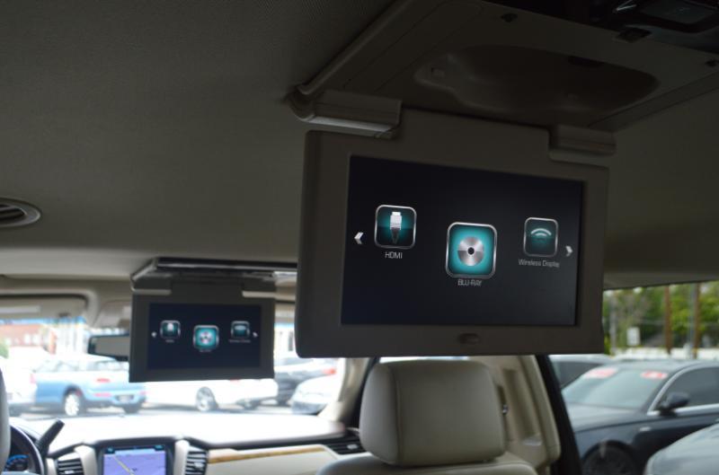 GMC Yukon XL Denali 4WD 2017