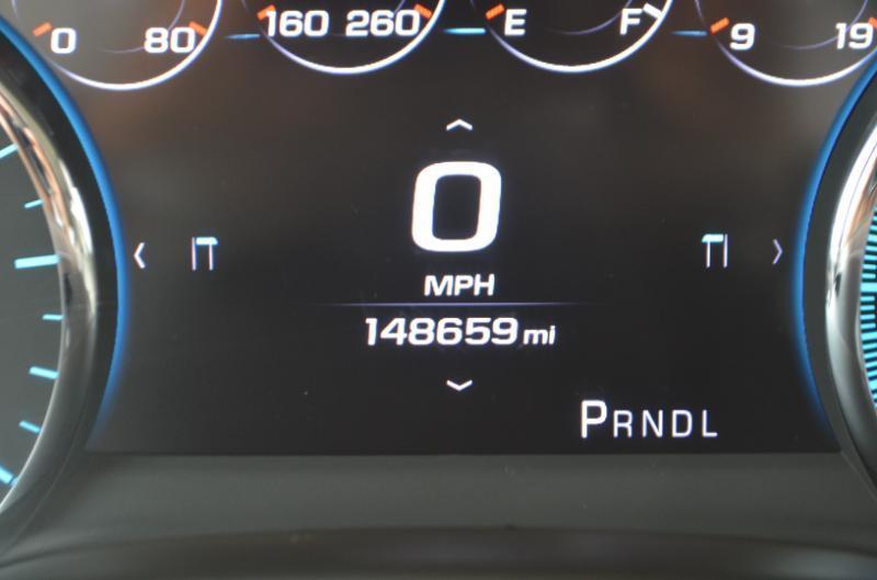 GMC Yukon XL Denali 4WD 2017