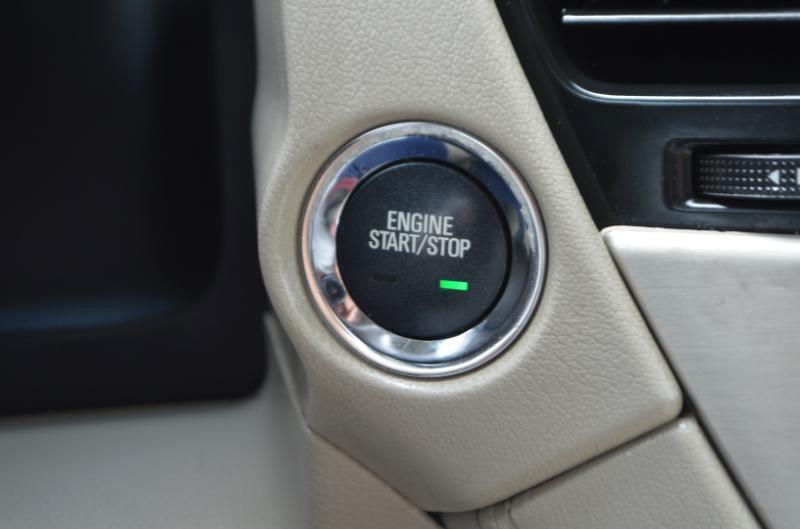 GMC Yukon XL Denali 4WD 2017