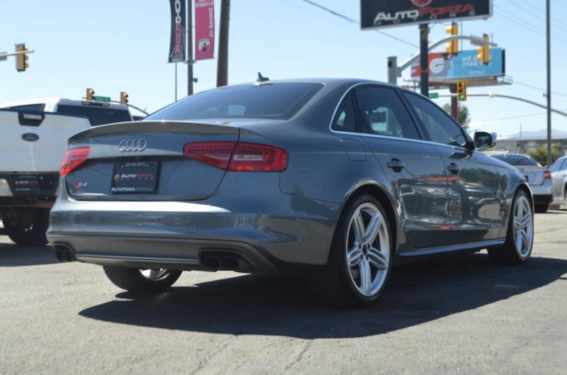 Audi S4 Sedan quattro S tronic 2014