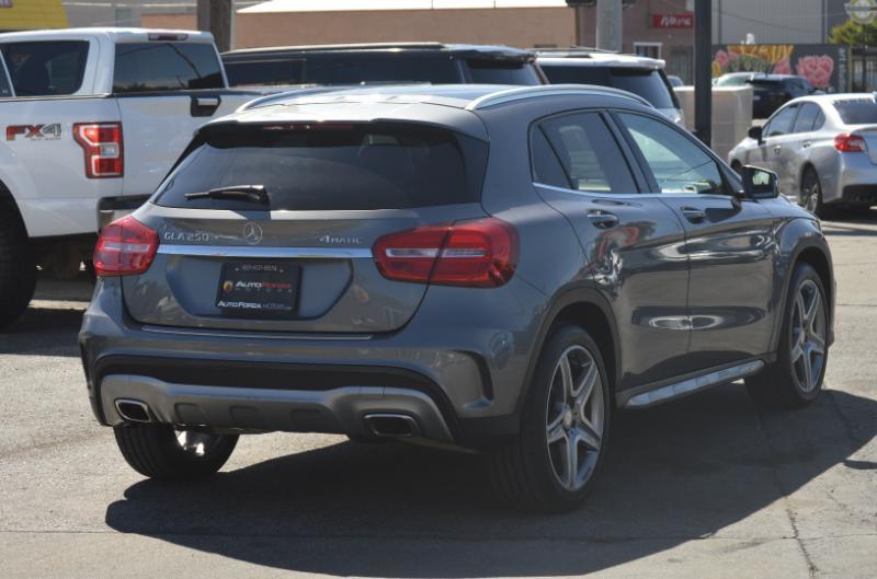 Mercedes-Benz GLA-Class GLA250 4MATIC 2015