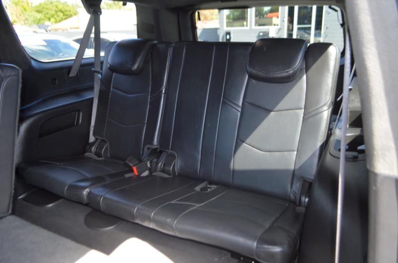 Cadillac Escalade ESV Platinum 4WD 2018