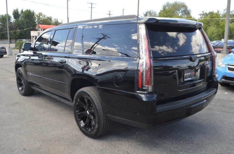 Cadillac Escalade ESV Platinum 4WD 2018