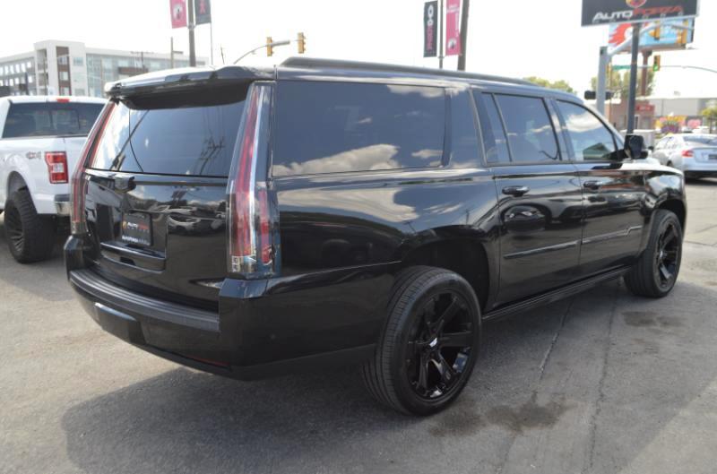 Cadillac Escalade ESV Platinum 4WD 2018