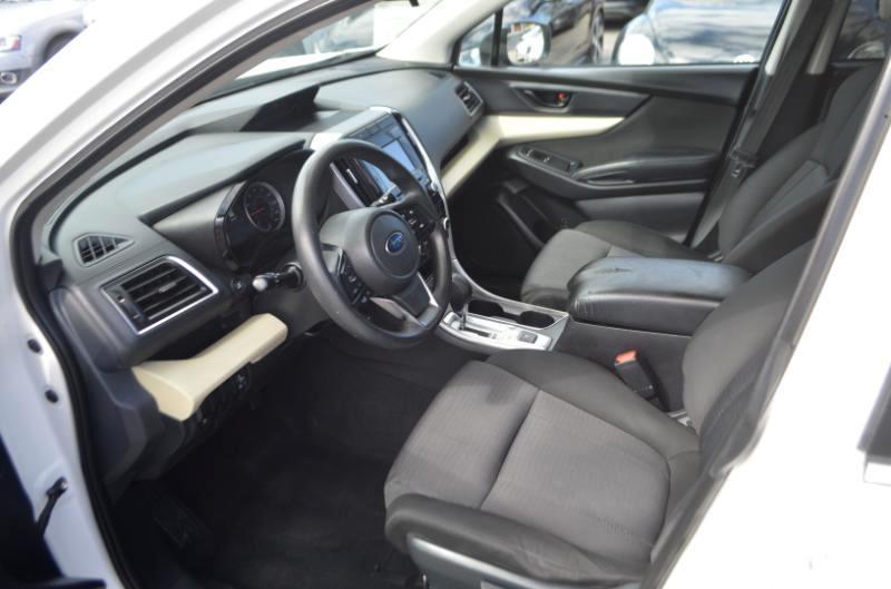Subaru Ascent Base 8-Passenger 2019