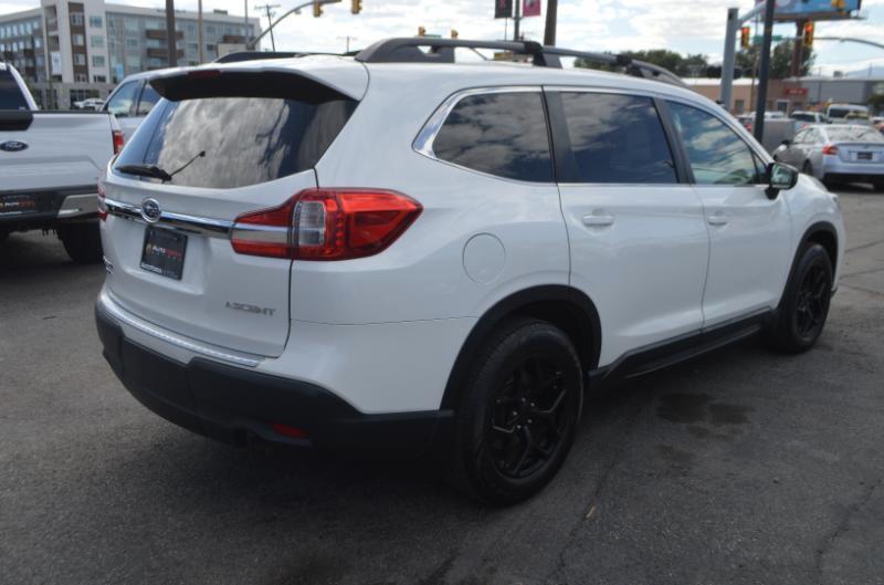 Subaru Ascent Base 8-Passenger 2019