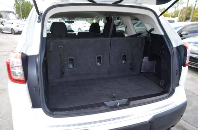 Subaru Ascent Base 8-Passenger 2019