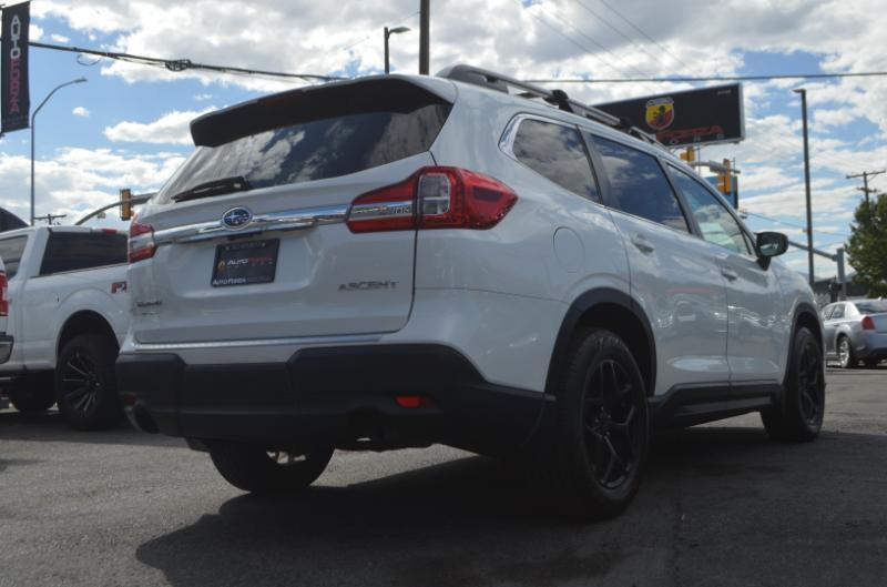 Subaru Ascent Base 8-Passenger 2019
