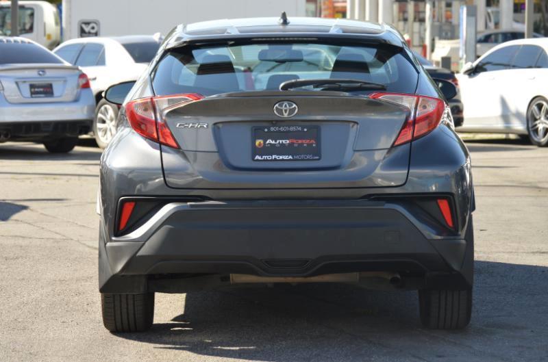 Toyota C-HR XLE 2018