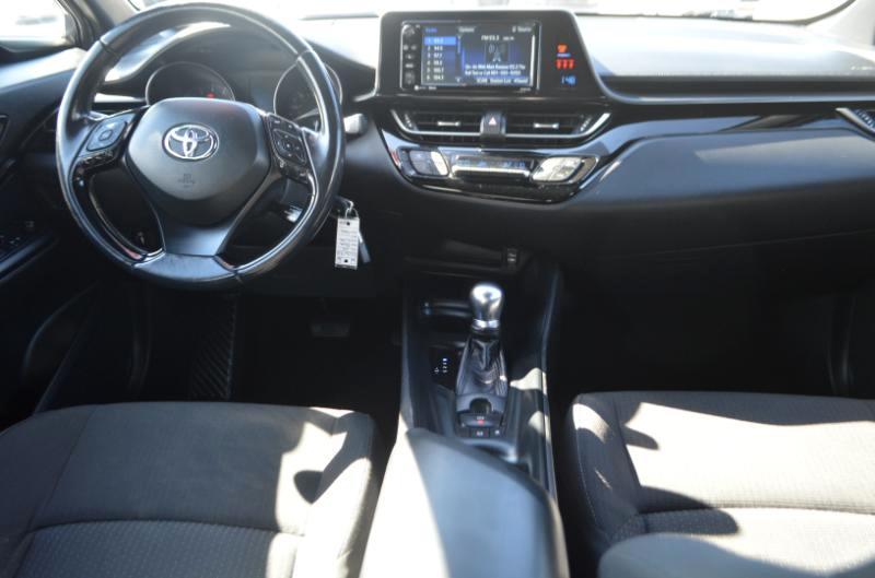 Toyota C-HR XLE 2018