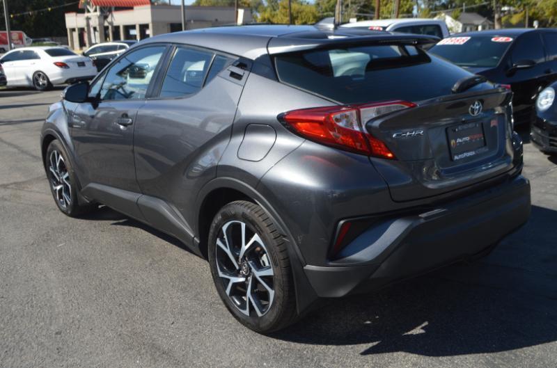 Toyota C-HR XLE 2018