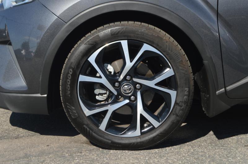 Toyota C-HR XLE 2018