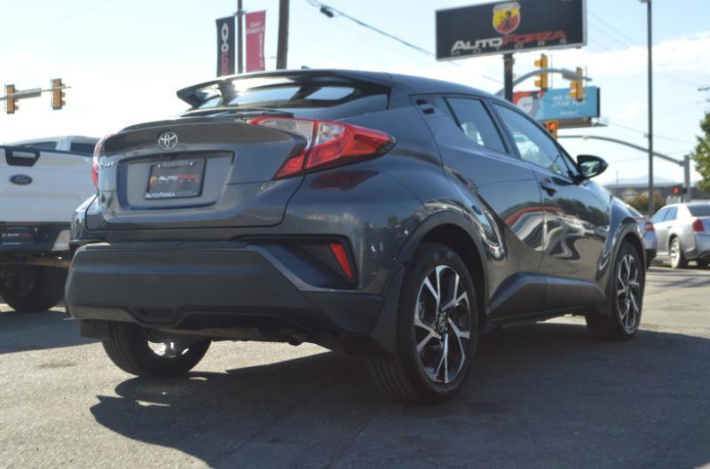 Toyota C-HR XLE 2018