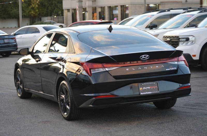 Hyundai Elantra Blue Hybrid 2023
