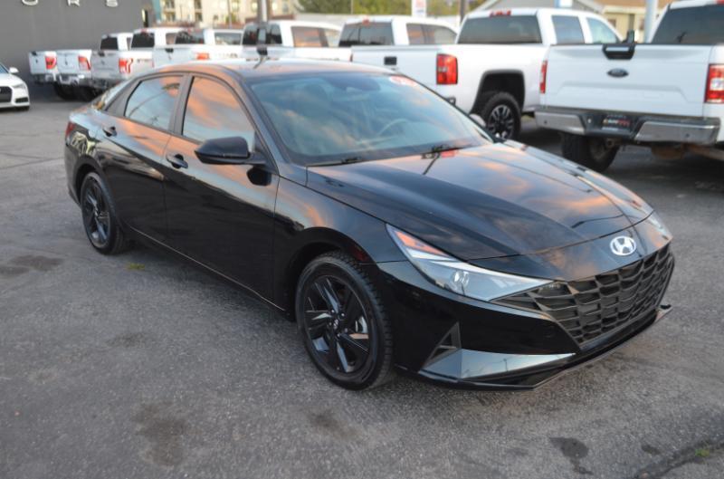 Hyundai Elantra Blue Hybrid 2023