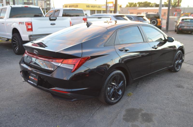 Hyundai Elantra Blue Hybrid 2023