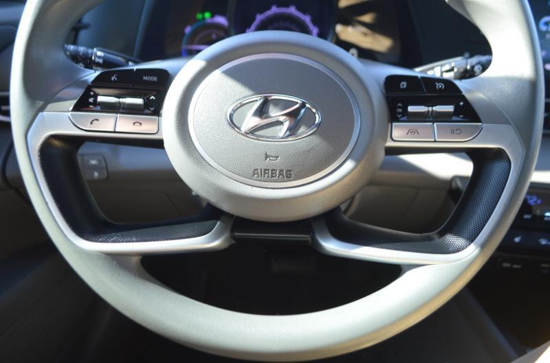 Hyundai Elantra Blue Hybrid 2023