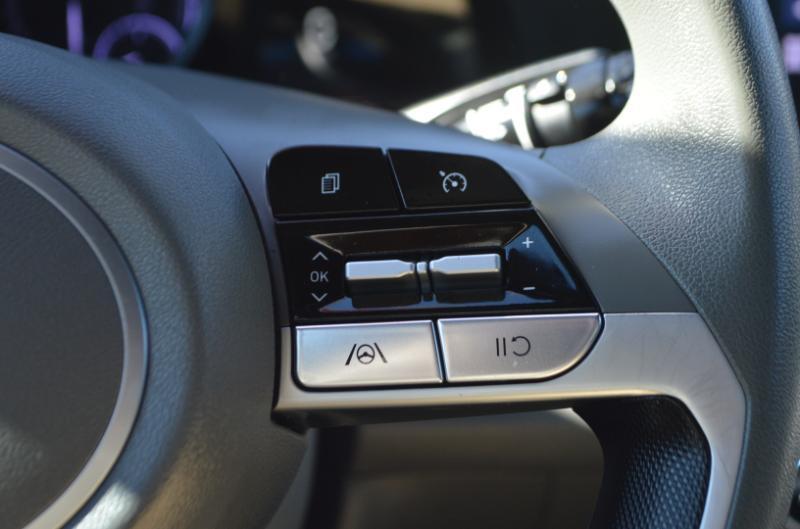 Hyundai Elantra Blue Hybrid 2023