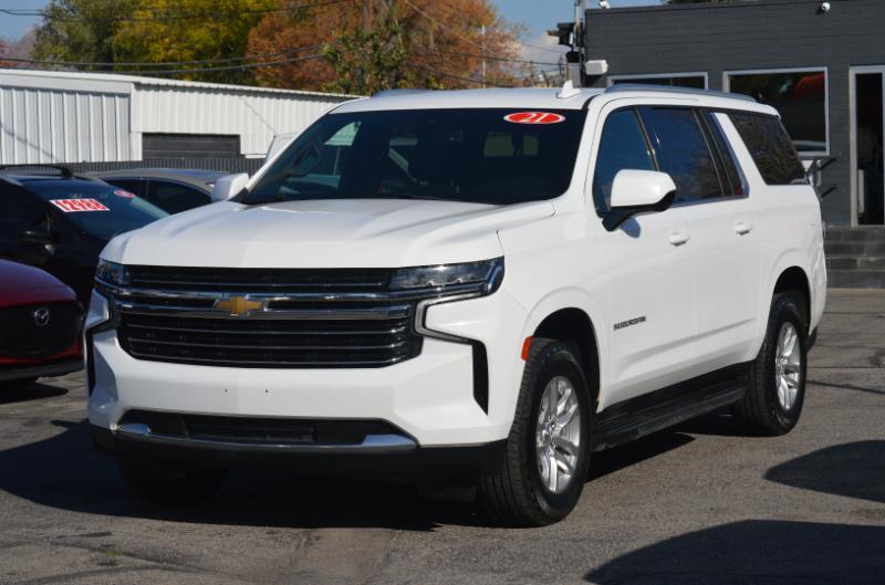 Chevrolet Suburban LT 4WD 2021