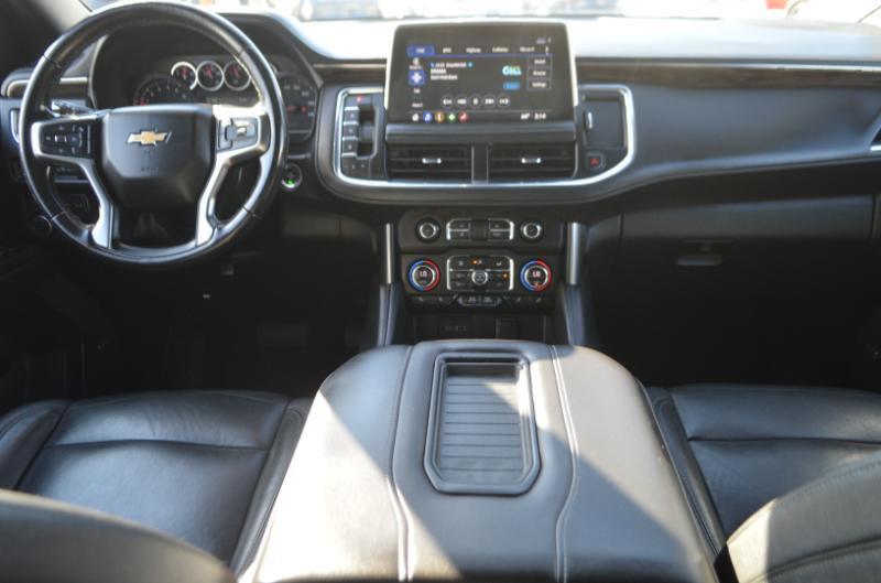Chevrolet Suburban LT 4WD 2021