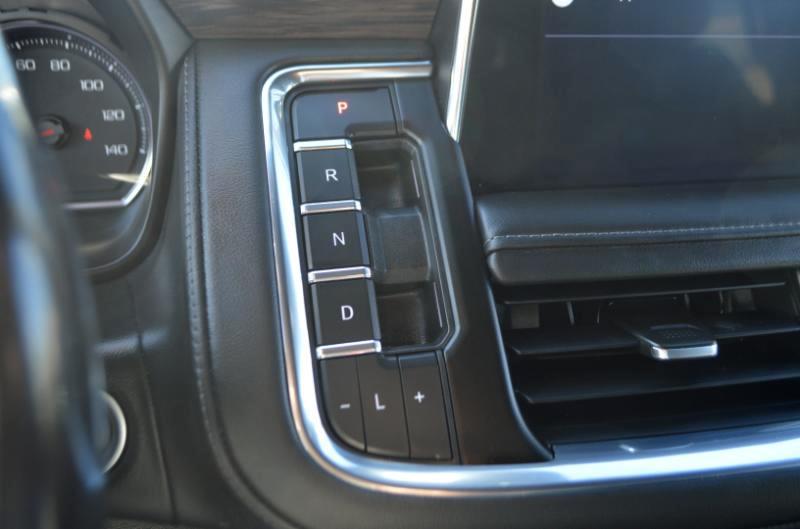 Chevrolet Suburban LT 4WD 2021