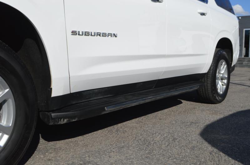 Chevrolet Suburban LT 4WD 2021