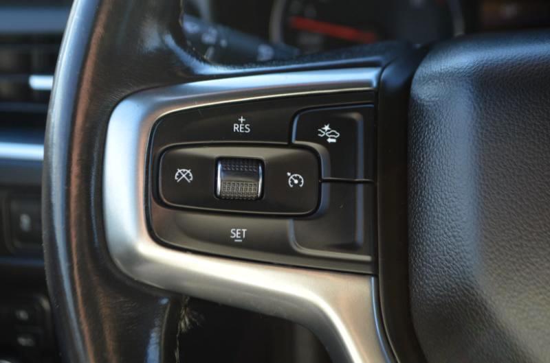 Chevrolet Suburban LT 4WD 2021