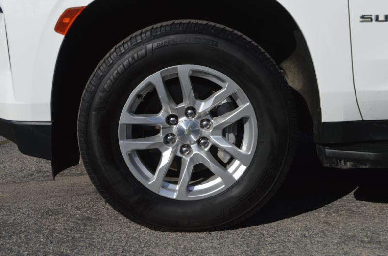 Chevrolet Suburban LT 4WD 2021