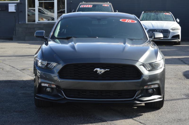 Ford Mustang EcoBoost Coupe 2016