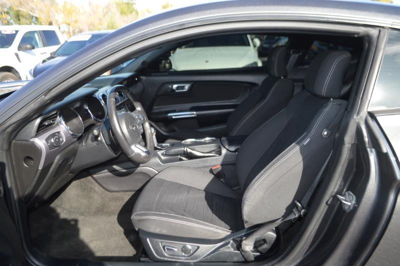 Ford Mustang EcoBoost Coupe 2016
