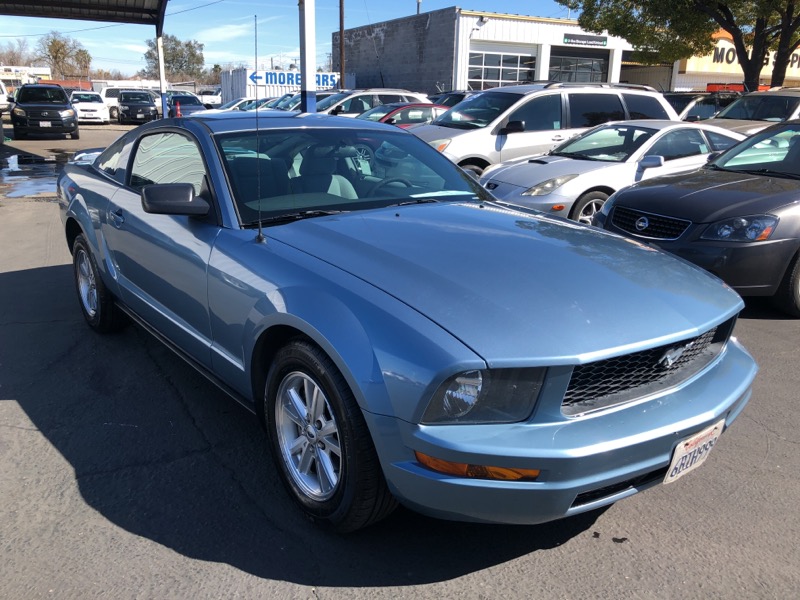 2006 Ford Mustang V6 Battery