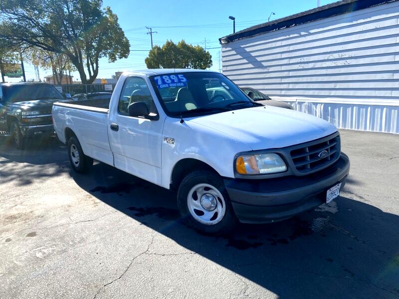 Ford F-150 XL Short Bed 2WD 2002