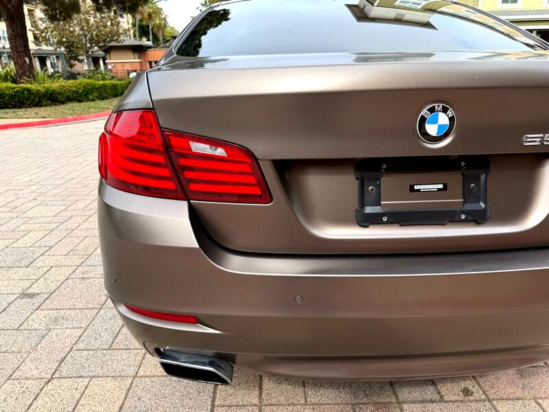 BMW 5-Series 550i 2015 BMW 5-Series 550i 2015