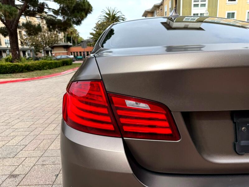 BMW 5-Series 550i 2015 BMW 5-Series 550i 2015