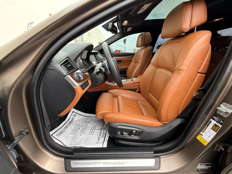 BMW 5-Series 550i 2015 BMW 5-Series 550i 2015